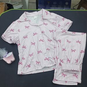 PIJAMA RAYAS ROSADA PANTALON LAZOS TALLA 6-8