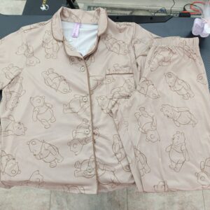 PIJAMA DE BOTONES WINNIE POOH BEIG PANTALON TALLA S