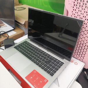 LAPTOP COMPAQ 16GB RAM DDR4  256GB SSD AMD RYZEN 3