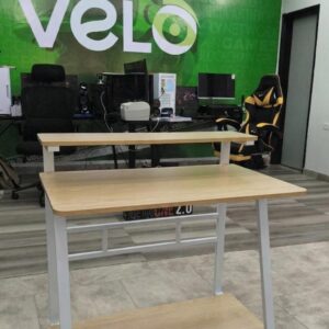 MESA OFICINA AROA AR-OT002WD OMEGA STATION/89X90X55CM/ CON RUEDA/MADERA